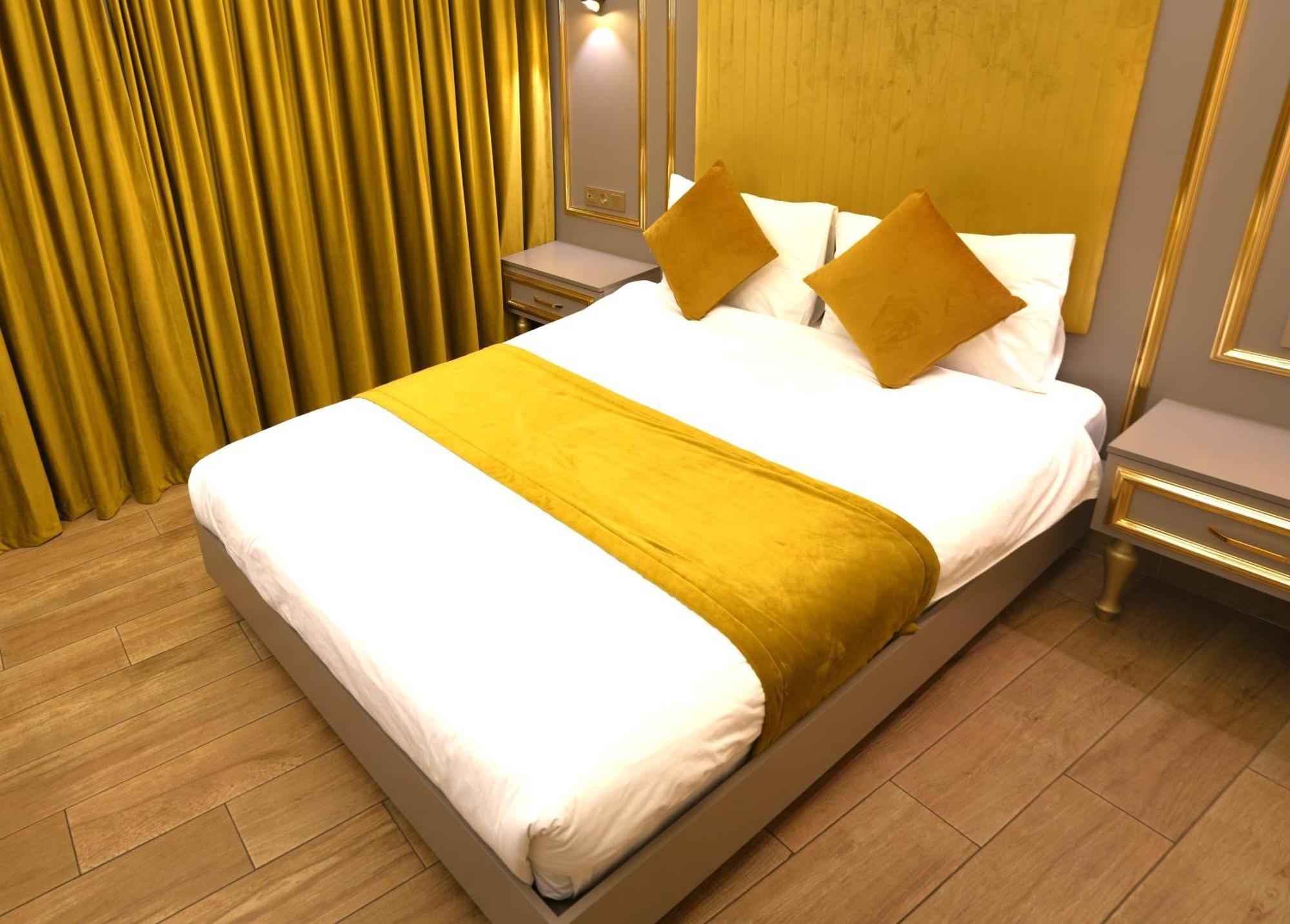 Appart hôtel Taksim La Marino *